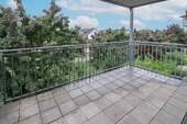 Balkon 1 - 4 Zimmer Etagenwohnung in Mannheim