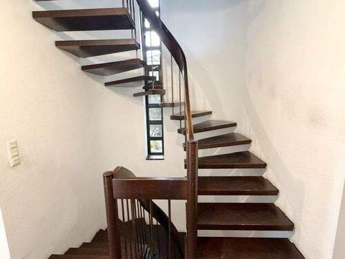 Treppe zum Dachgeschoss - 