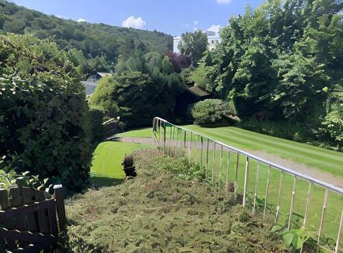 Garten - Mehrfamilienhaus, Wohnhaus mit 180,00 m&sup2; in Meschede zum Kaufen