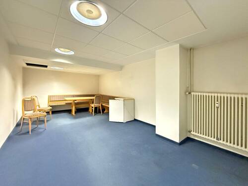 ⁯Sozialraum im Untergeschoss - 