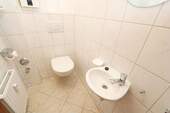 WC - 