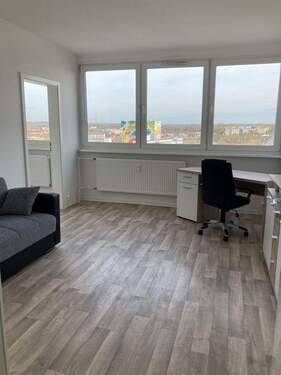 Wohnzimmer - 1 Zimmer Etagenwohnung zur Miete in Neubrandenburg