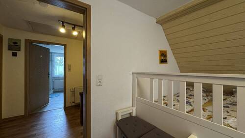 Blick vom Zimmer in den Flur - 