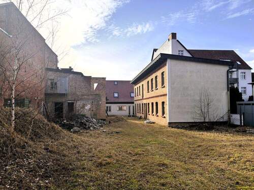 Blick auf das komplette Anwesen - 