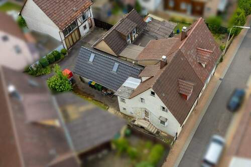 Luftansicht - 4 Zimmer Doppelhaushälfte in Niefern-Öschelbronn / Niefern