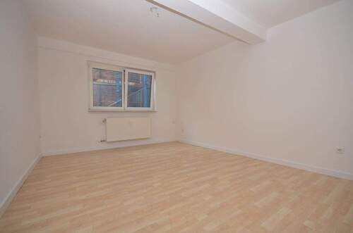 Wohnzimmer - Etagenwohnung mit 60,00 m&sup2; in Obernburg zur Miete