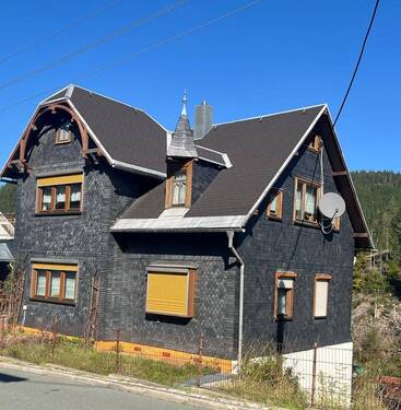 acdcea76-b2d6-4649-8d66-da2570d71bae.jpg - Einfamilienhaus in Lichte - 58.000,00 EUR Kaufpreis, ca.  120,00 m² Wohnfläche