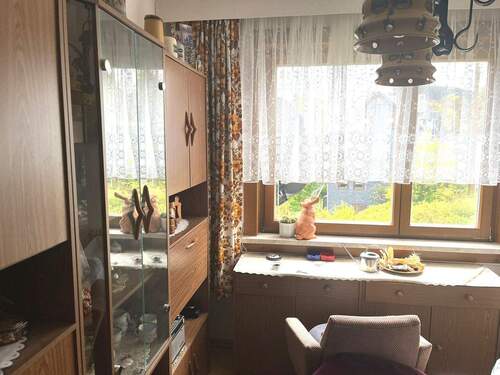 Zimmer - Mehrfamilienhaus, Wohnhaus mit 120,00 m² in Neuhaus am Rennweg zum Kaufen