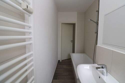 Beispiel Bad mit Wanne - 