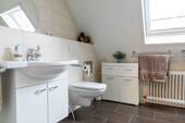 Badezimmer im Obergeschoss - 