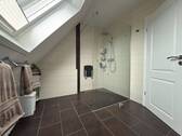 Badezimmer im Obergeschoss - 