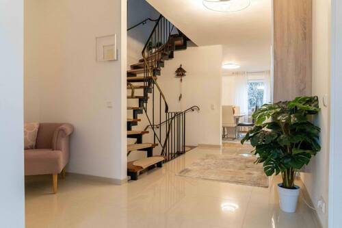 Diele - Doppelhaushälfte mit 135,00 m&sup2; in Issum zum Kaufen