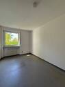 Kinderzimmer/ Büro - 