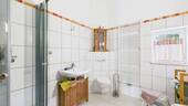 Badezimmer EG-Wohnung - 