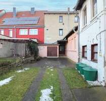 Charmantes Einfamilienhaus mit zusätzlicher Einnahmequelle durch Gewerbeeinheit - Calbe