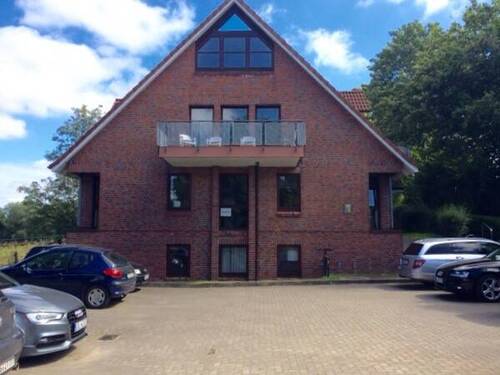 Parkplatz.jpg - 8 Zimmer Büro zur Miete in Ahrensburg