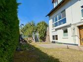 Hausansicht - 7 Zimmer Doppelhaushälfte zum Kaufen in Großhabersdorf