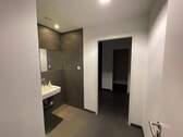 2 große Toiletten - Büro zur Miete in Frankfurt am Main