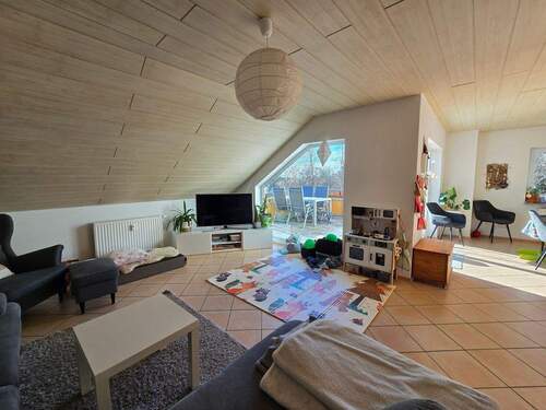 Fenster Design.jpg - Etagenwohnung mit 110,00 m&sup2; in Tuningen zur Miete