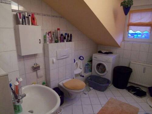 Badezimmer - 4 Zimmer Etagenwohnung in Ettenheim