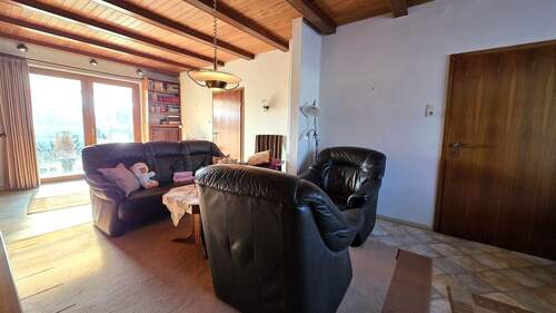 Wohnzimmer mit Zugang Terrasse - 