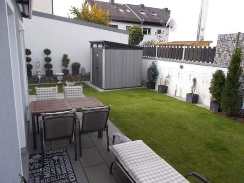 Terrasse-Gartenanlage - 