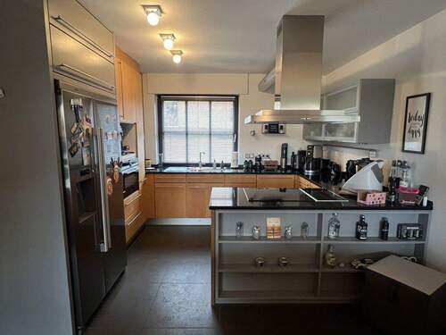 Massive Einbauküche - 