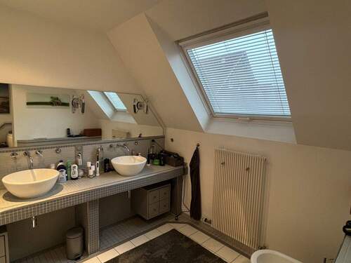 Großes Tageslichtbad - 