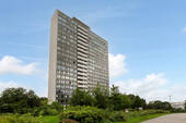 Aussenansicht - Wohnen mit Weitblick: Charmante 2-Zimmer-Wohnung mit Elbpanorama in Altona!