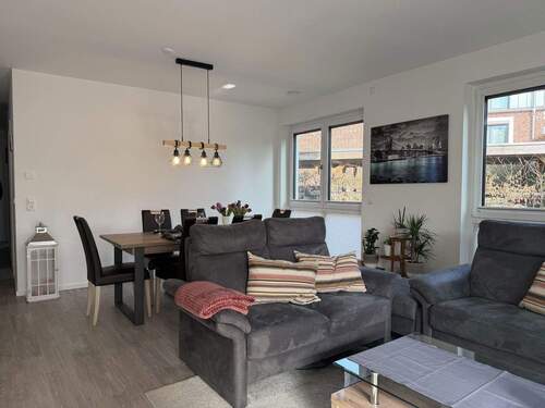 Wohnzimmer - Bild 2 - 