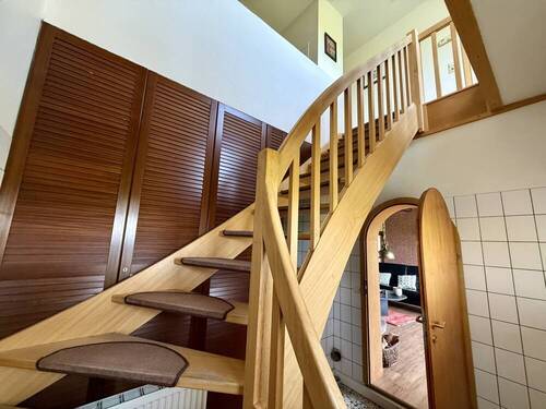 Treppe zum DG - 