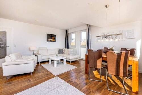 Wohnen und Essen - Etagenwohnung mit 85,00 m² in Sassnitz zum Kaufen