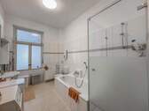 Badezimmer - Wohnung EG - 
