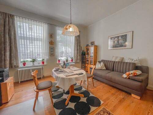 Zimmer - Wohnung EG - 