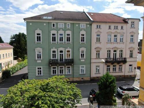 Objektansicht_vorn - A4RES - Erstbezug nach Sanierung - stilvolle 3 Raumwohnung mit Stellplatz sucht Nachmieter