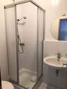 Badezimmer mit Dusche - 