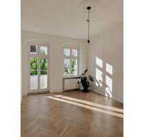 Stilvoll sanierte Altbauwohnung mit Süd-Ausrichtung und Balkon im beliebten Winsviertel - Berlin Prenzlauer Berg