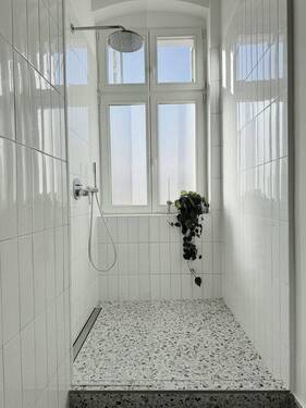 4_Dusche - Etagenwohnung mit 64,70 m&sup2; in Berlin zum Kaufen