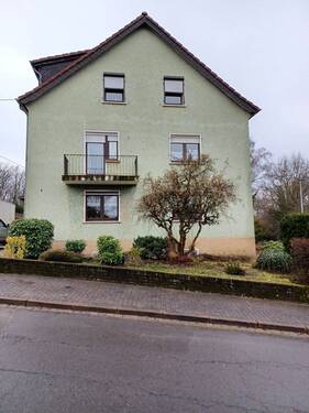 20260114_111030.jpg - Zweifamilienwohnhaus mit ausgebautem Dachgeschoss in Vk-Geislautern