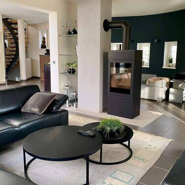 Gesamtaufnahme Wohnzimmer Kamin.JPG - 