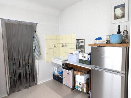 Hobbyraum mit Küchenanschlüssen (ehem. Küche) - 