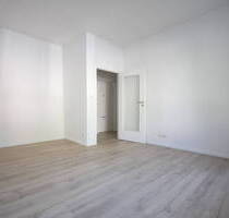 Bezugsfreie 1-Zimmer-Wohnung mit Balkon (Erstbezug nach Sanierung) in bester Lage von Berlin-Spandau - Berlin / Spandau