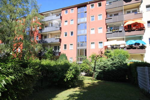 Hausansicht - 1 Zimmer Etagenwohnung in Berlin / Spandau