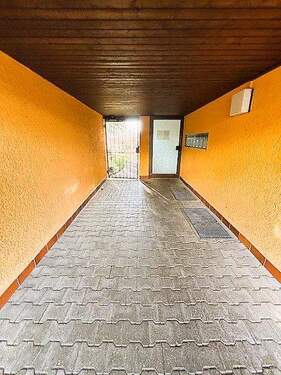 hinterer Durchgang zu Garage.jpg - 