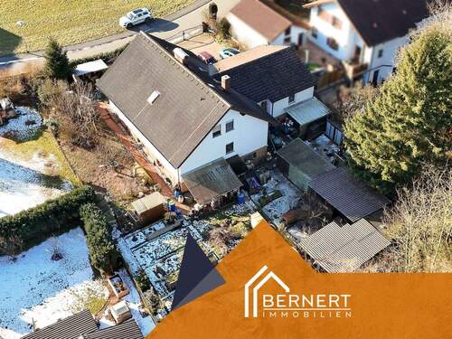 Heckansicht - Mehrfamilienhaus, Wohnhaus mit 155,00 m&sup2; in Untersiemau zum Kaufen