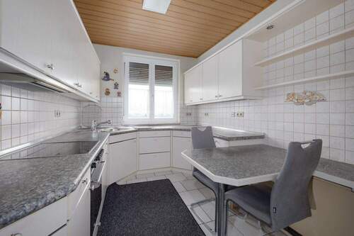 Küche - 4 Zimmer Etagenwohnung in Pforzheim / Arlinger