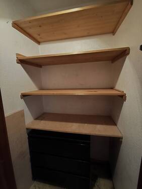 Abstellkammer - 