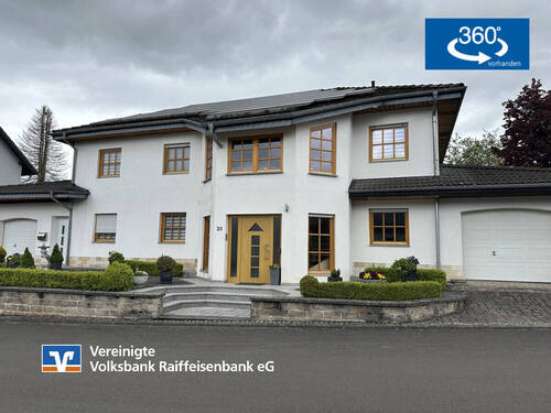 Bild 1 - Familienfreundliches Zuhause mit großzügigem Raumangebot