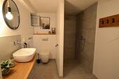 Hanggeschoss-Bad - 