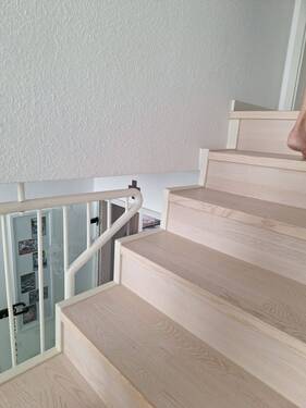 Treppe zum OG.jpg - 